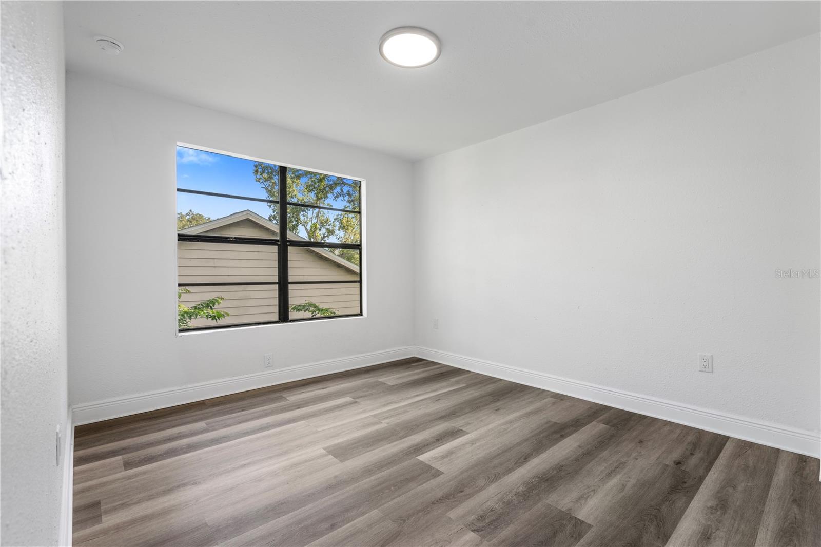 Image 10 of 37 For 10216 Pawnee Avenue