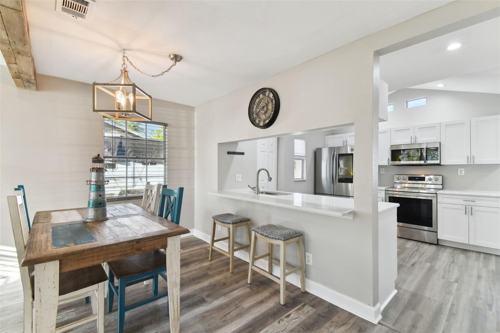 Image 10 of 40 For 6316 Richard Avenue