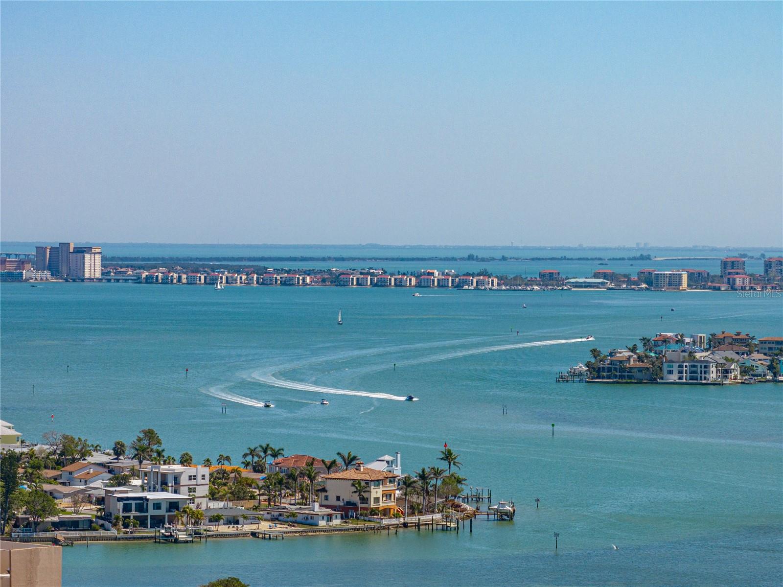 Image 2 of 40 For 7910 Sun Island Drive S 301