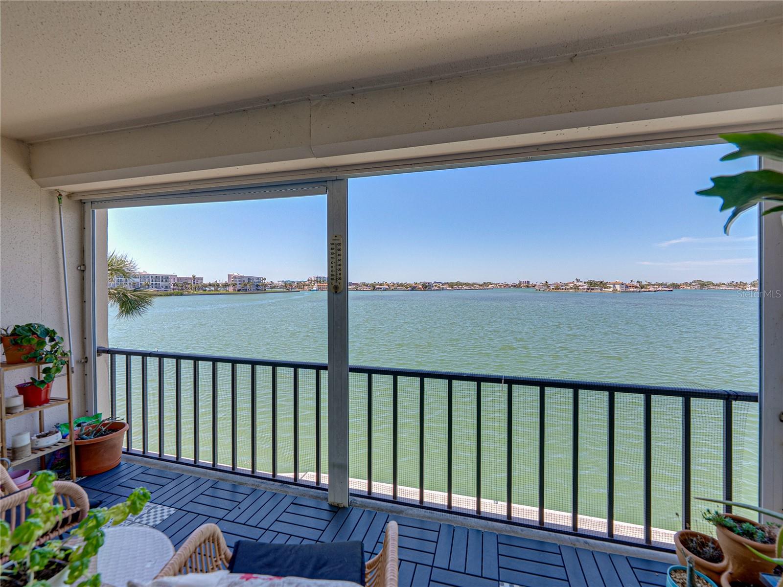 Image 28 of 40 For 7910 Sun Island Drive S 301