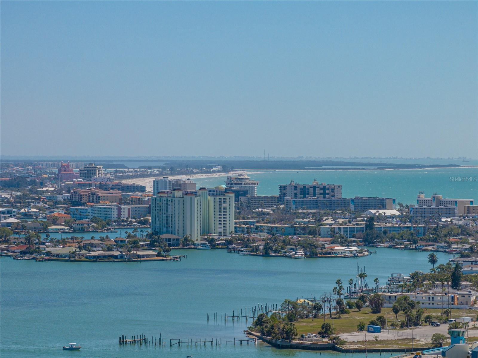 Image 3 of 40 For 7910 Sun Island Drive S 301