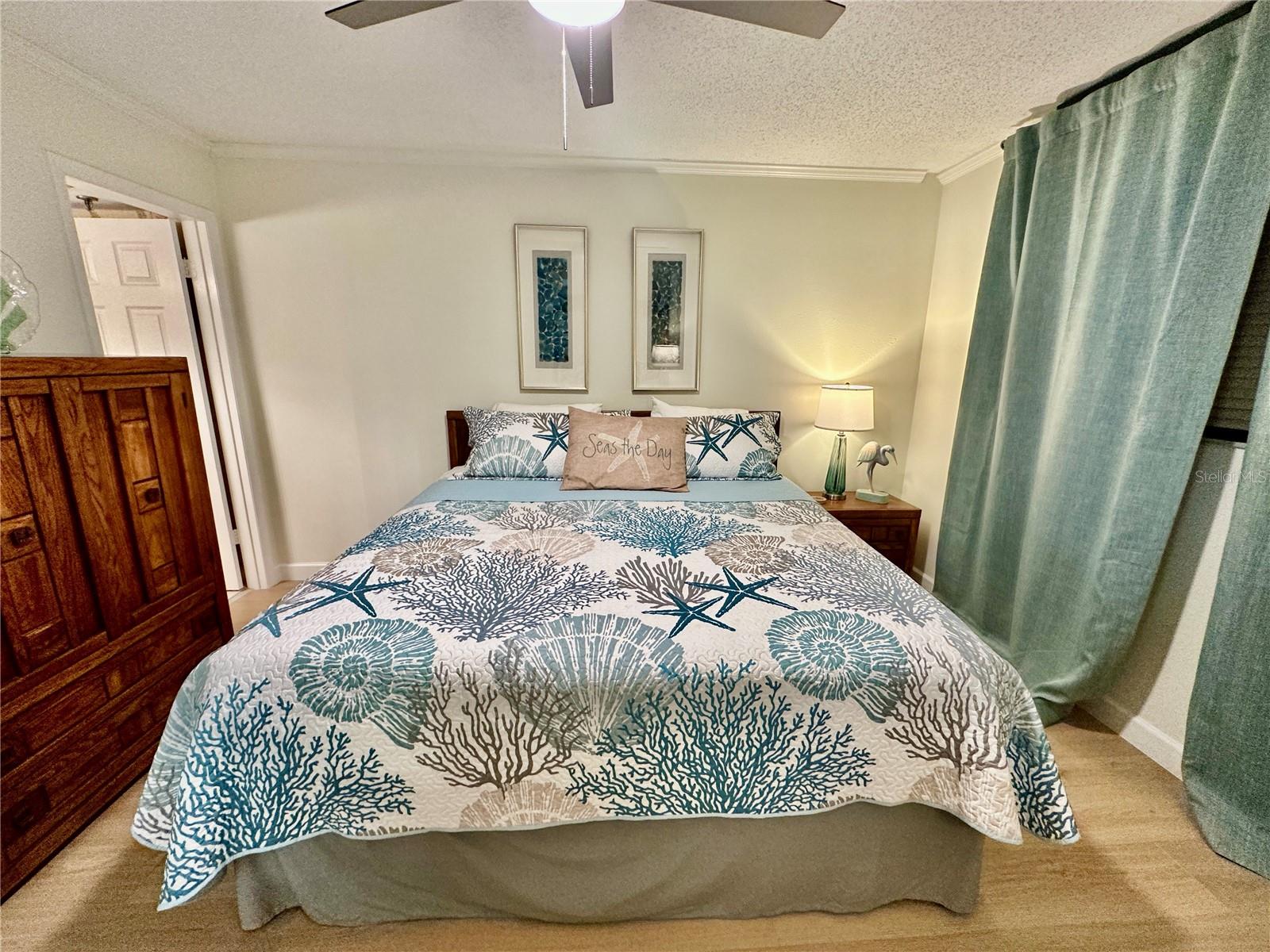 Image 72 of 91 For 15462 Gulf Boulevard 501