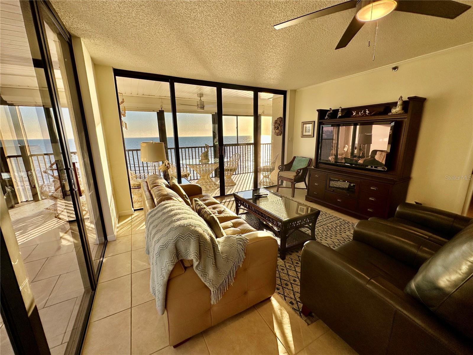 Image 89 of 91 For 15462 Gulf Boulevard 501
