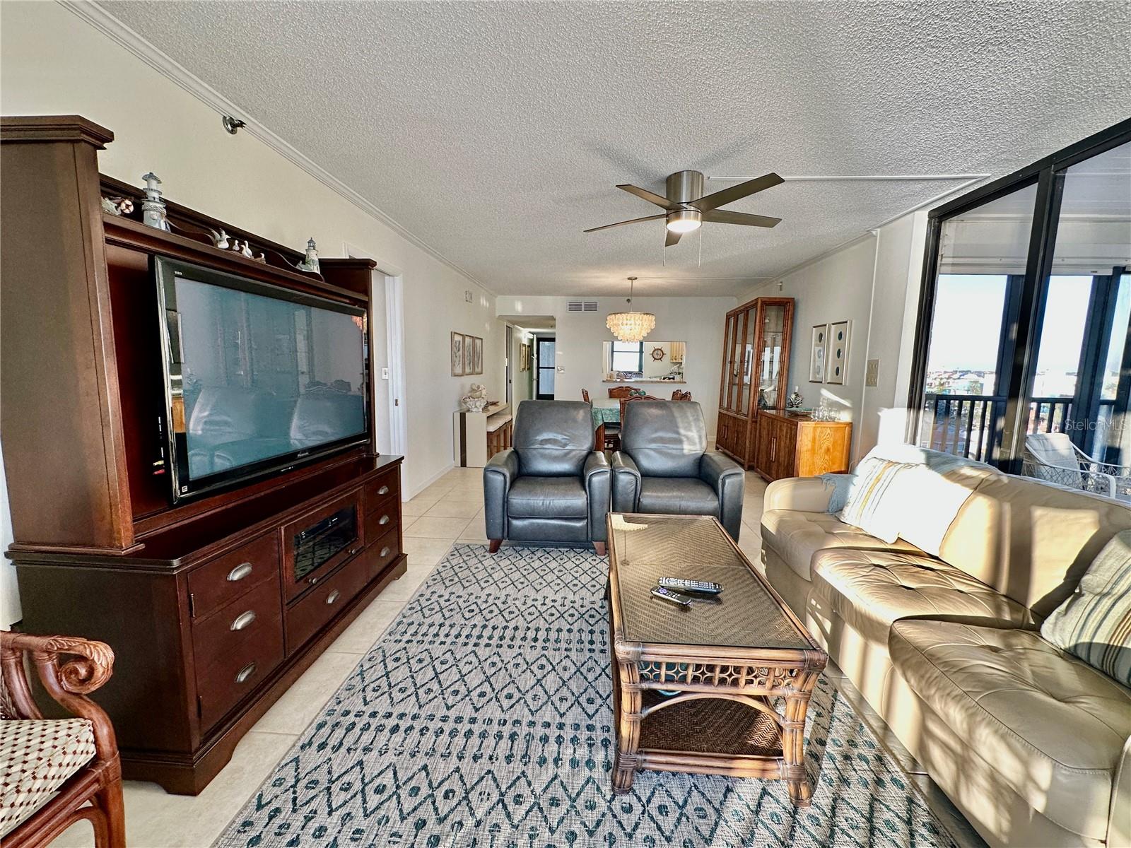 Image 90 of 91 For 15462 Gulf Boulevard 501