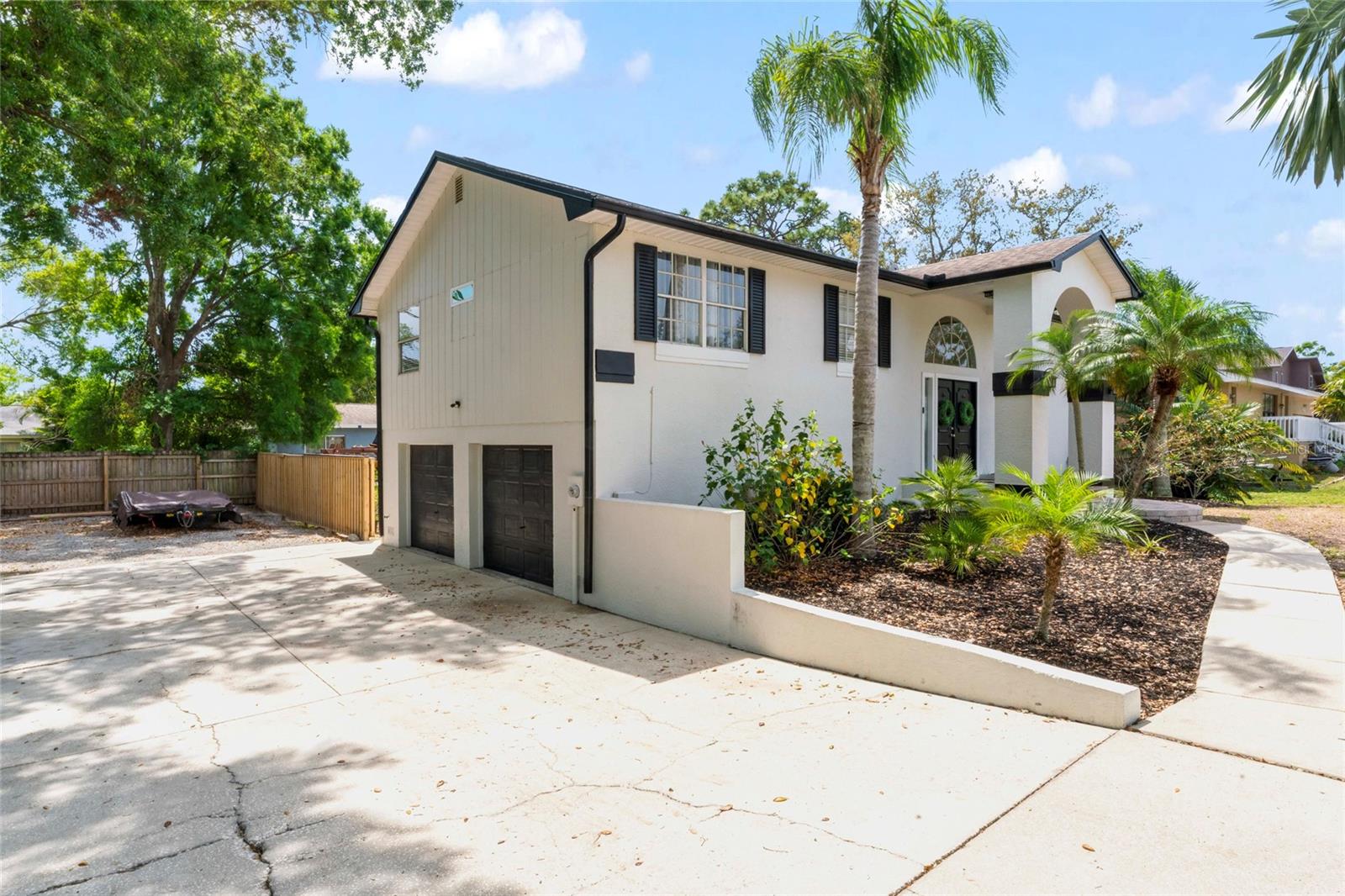 Image 13 of 51 For 1037 Jamaica Way