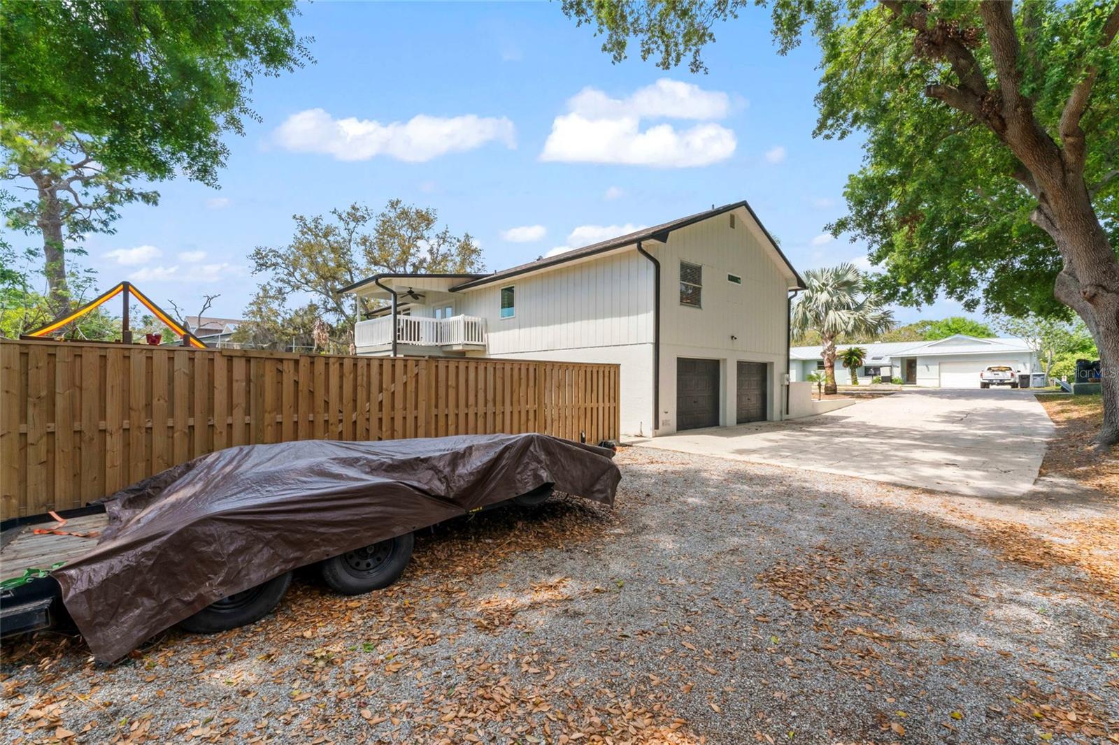 Image 14 of 51 For 1037 Jamaica Way