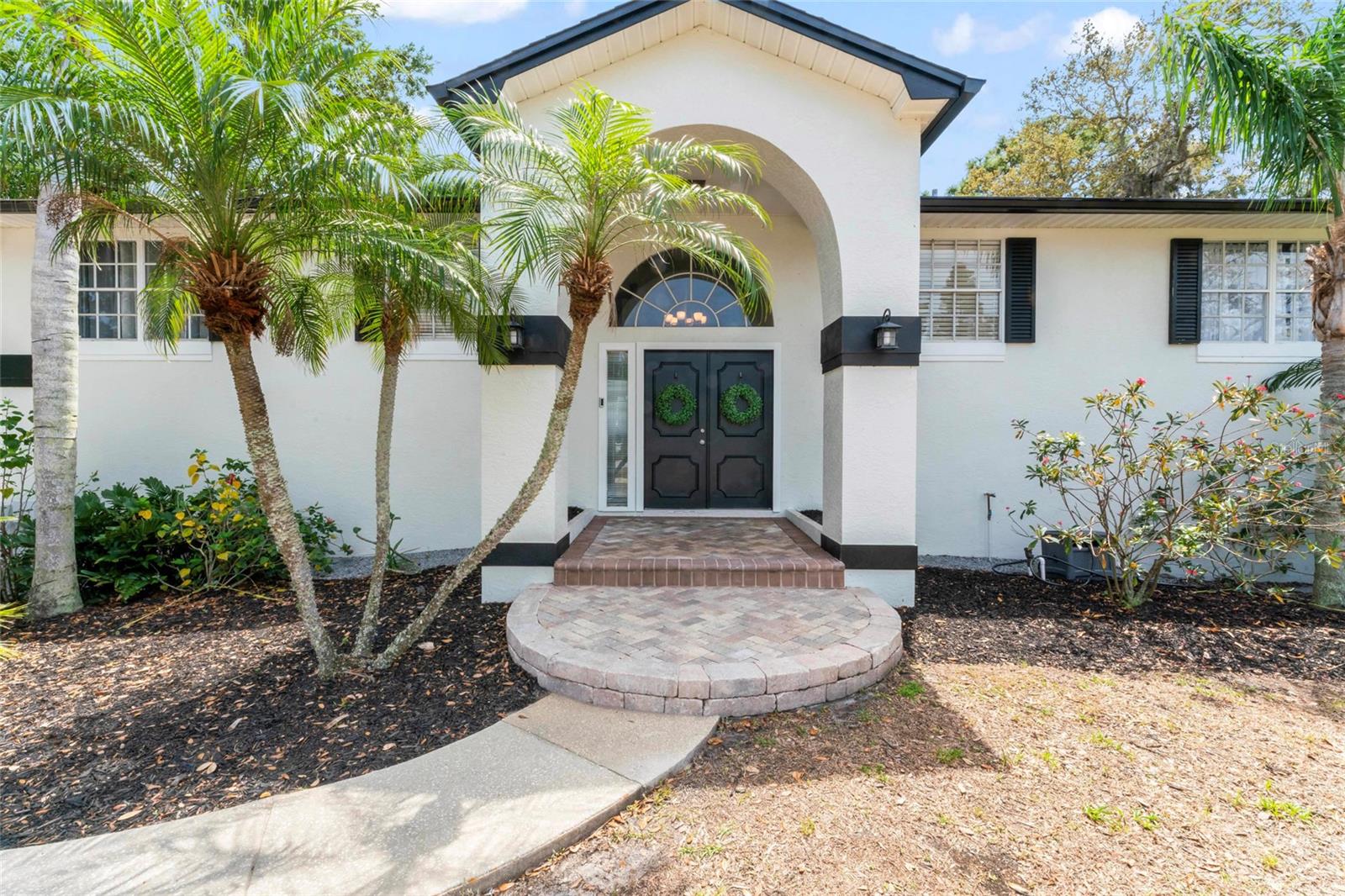 Image 16 of 51 For 1037 Jamaica Way