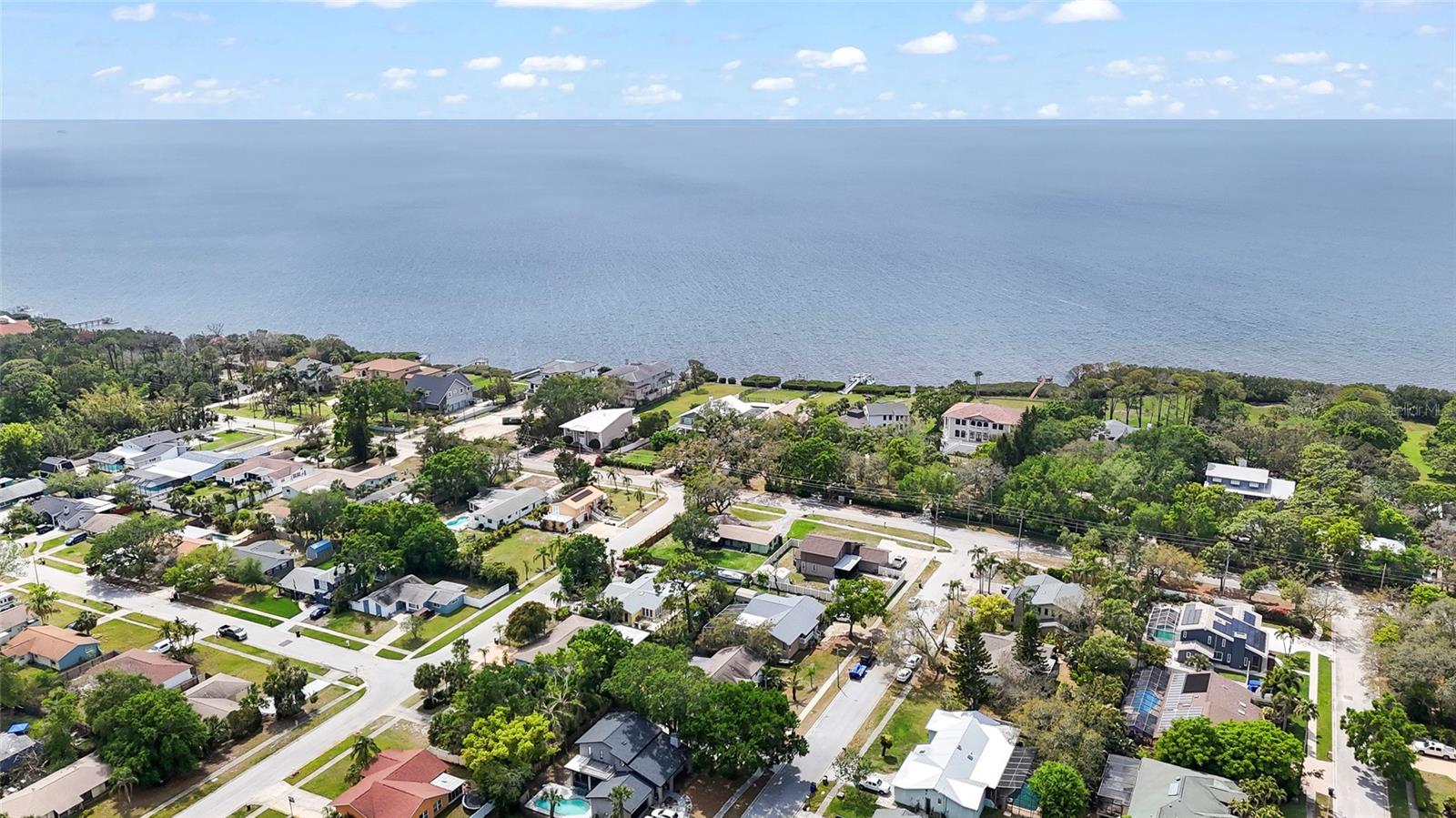 Image 6 of 51 For 1037 Jamaica Way