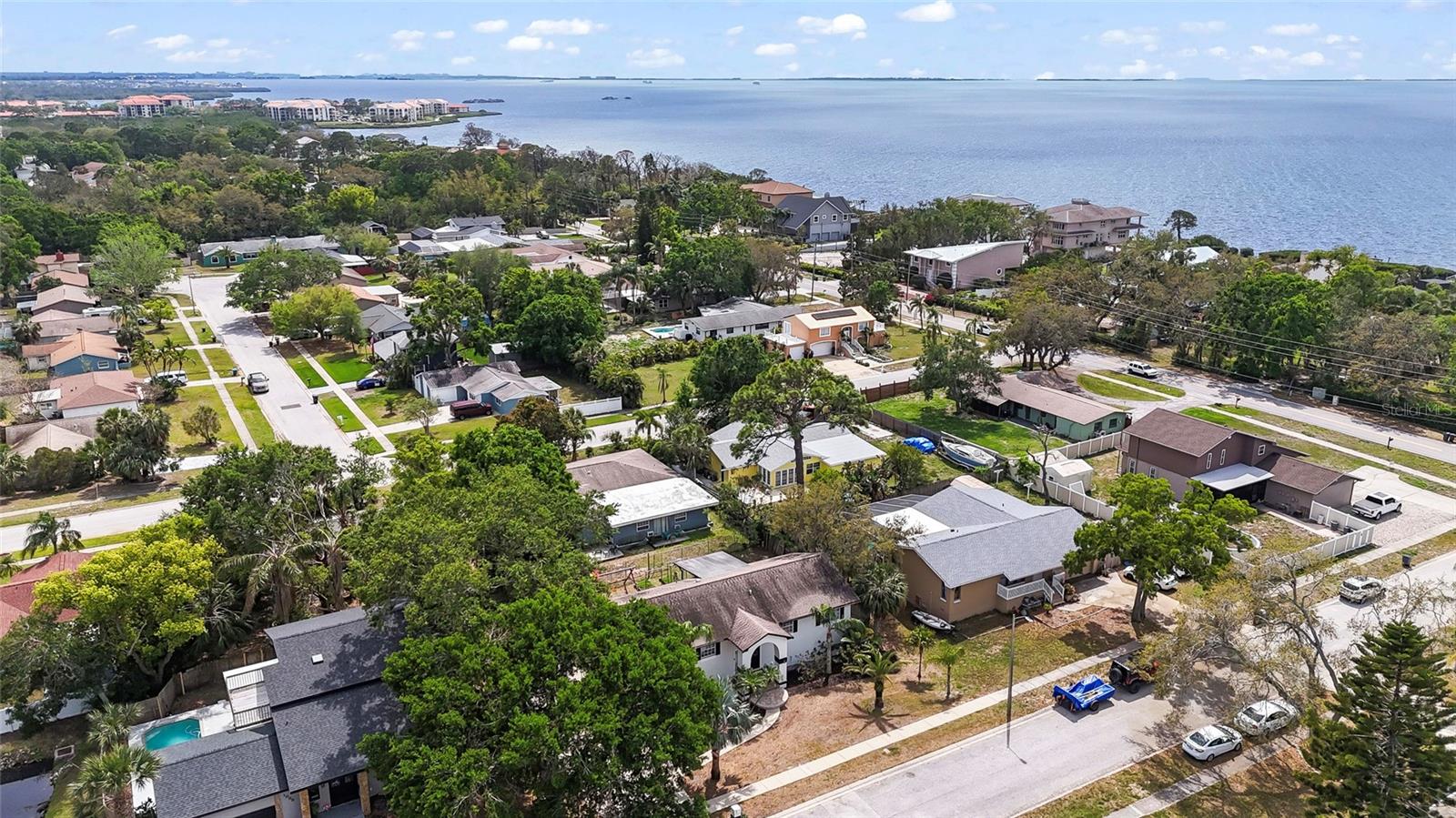 Image 9 of 51 For 1037 Jamaica Way