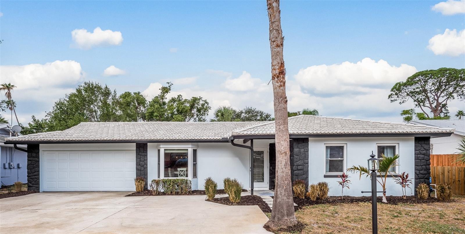 Details for 1762 Bayshore Boulevard, DUNEDIN, FL 34698