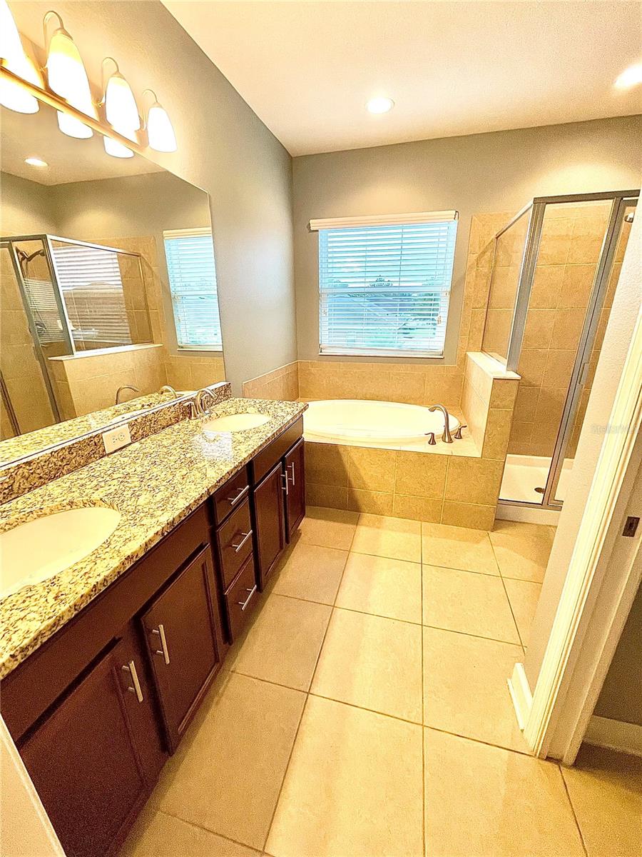 Image 31 of 87 For 21648 Southern Charm Drive