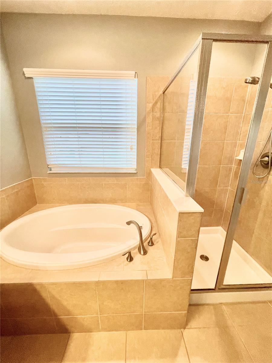Image 37 of 87 For 21648 Southern Charm Drive