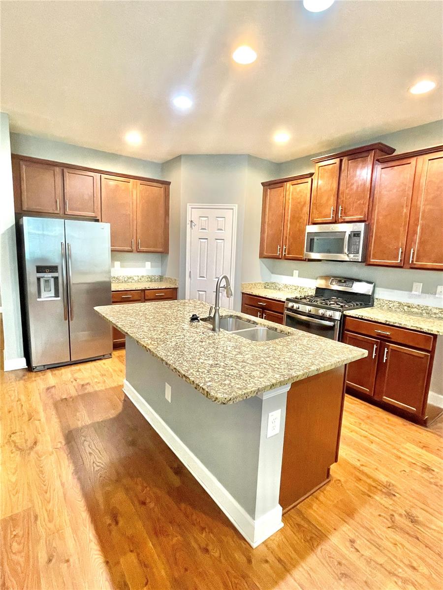 Image 64 of 87 For 21648 Southern Charm Drive