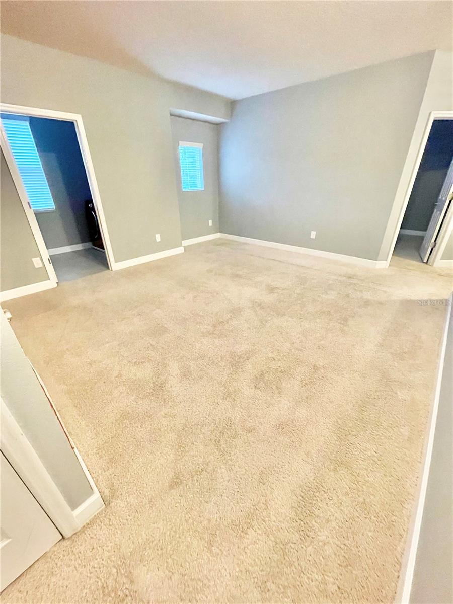 Image 8 of 87 For 21648 Southern Charm Drive