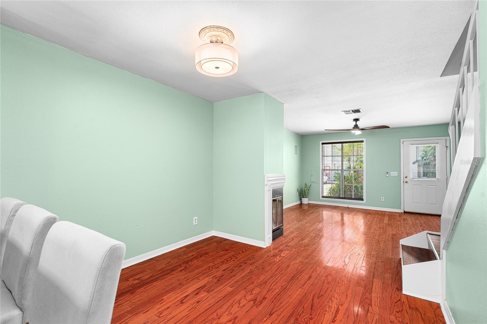 Image 12 of 38 For 5704 Bratton Drive 2
