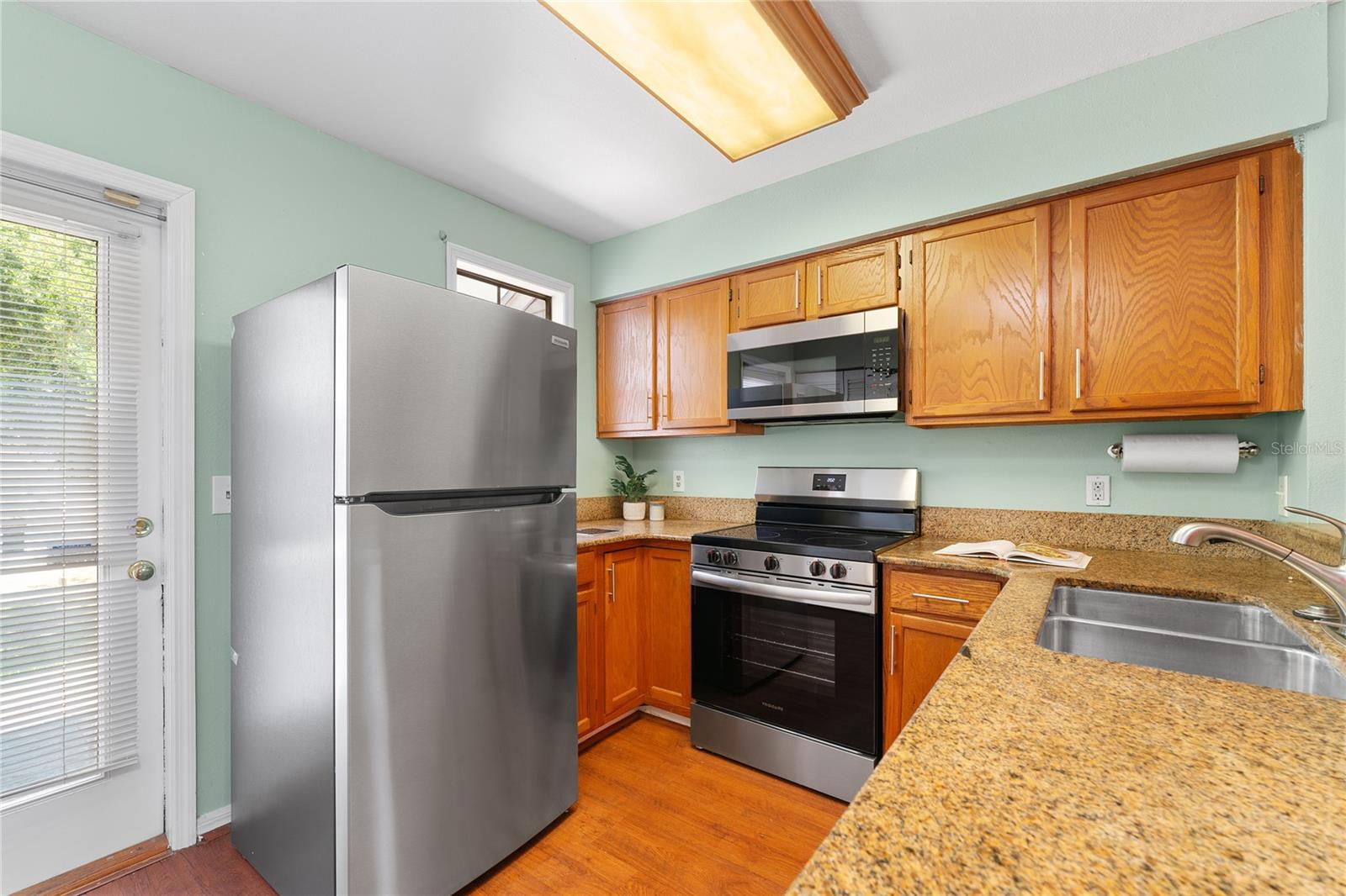 Image 13 of 38 For 5704 Bratton Drive 2