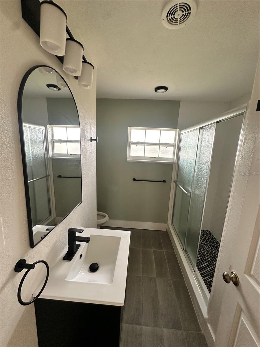 Image 31 of 44 For 5056 42nd Street S