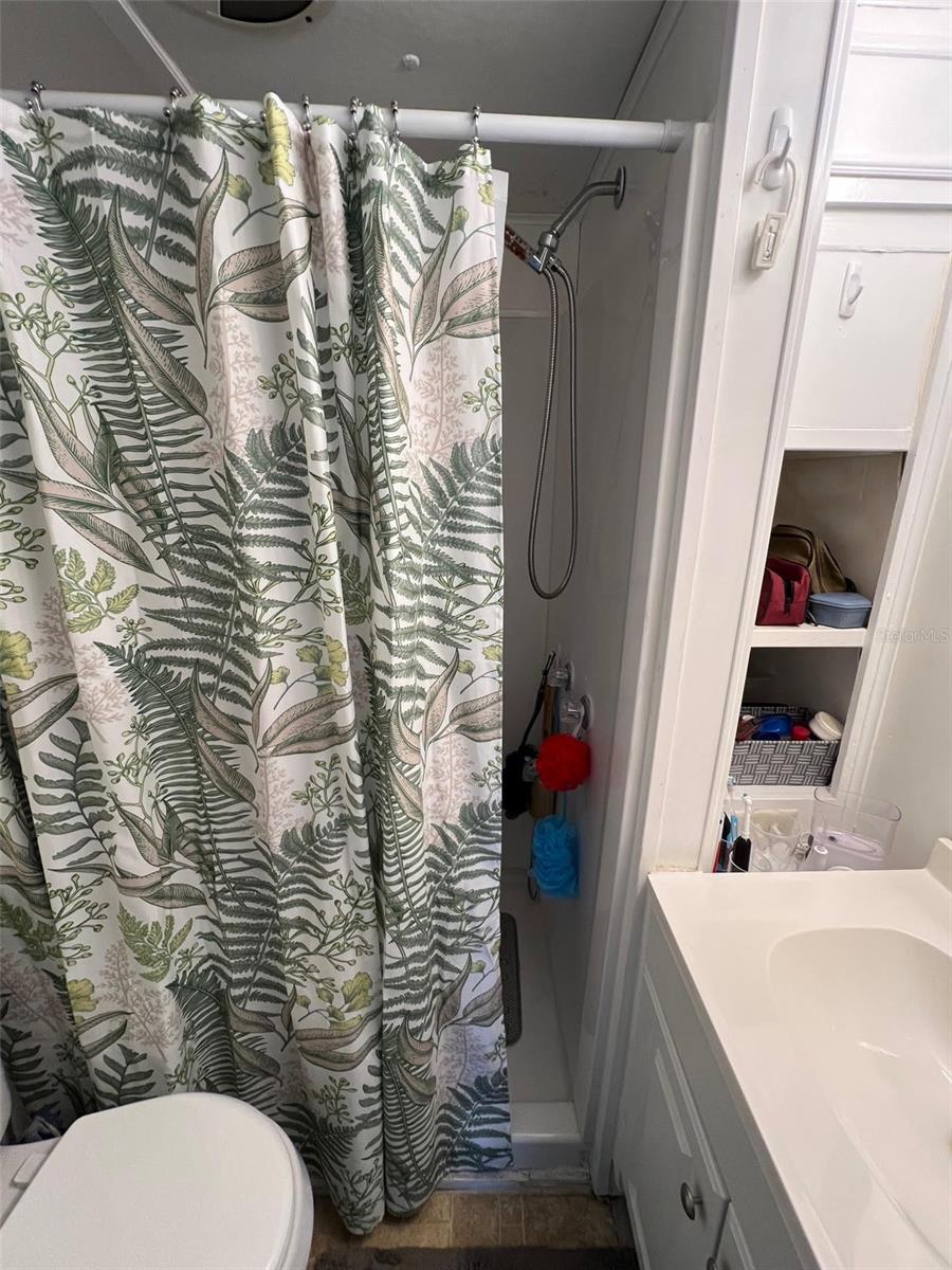 Listing photo id 19 for 12766 Seminole Boulevard 53