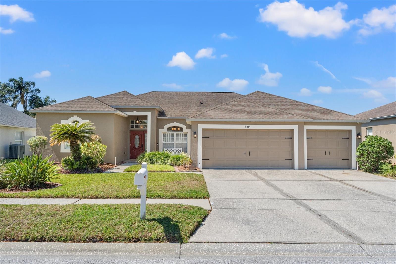 Details for 9214 Hidden Water Circle, RIVERVIEW, FL 33578