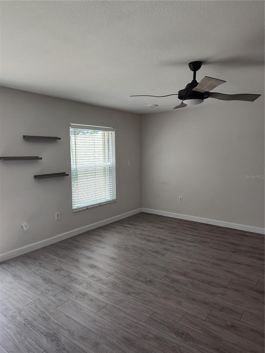 Image 22 of 63 For 2700 Bayshore Blvd #561