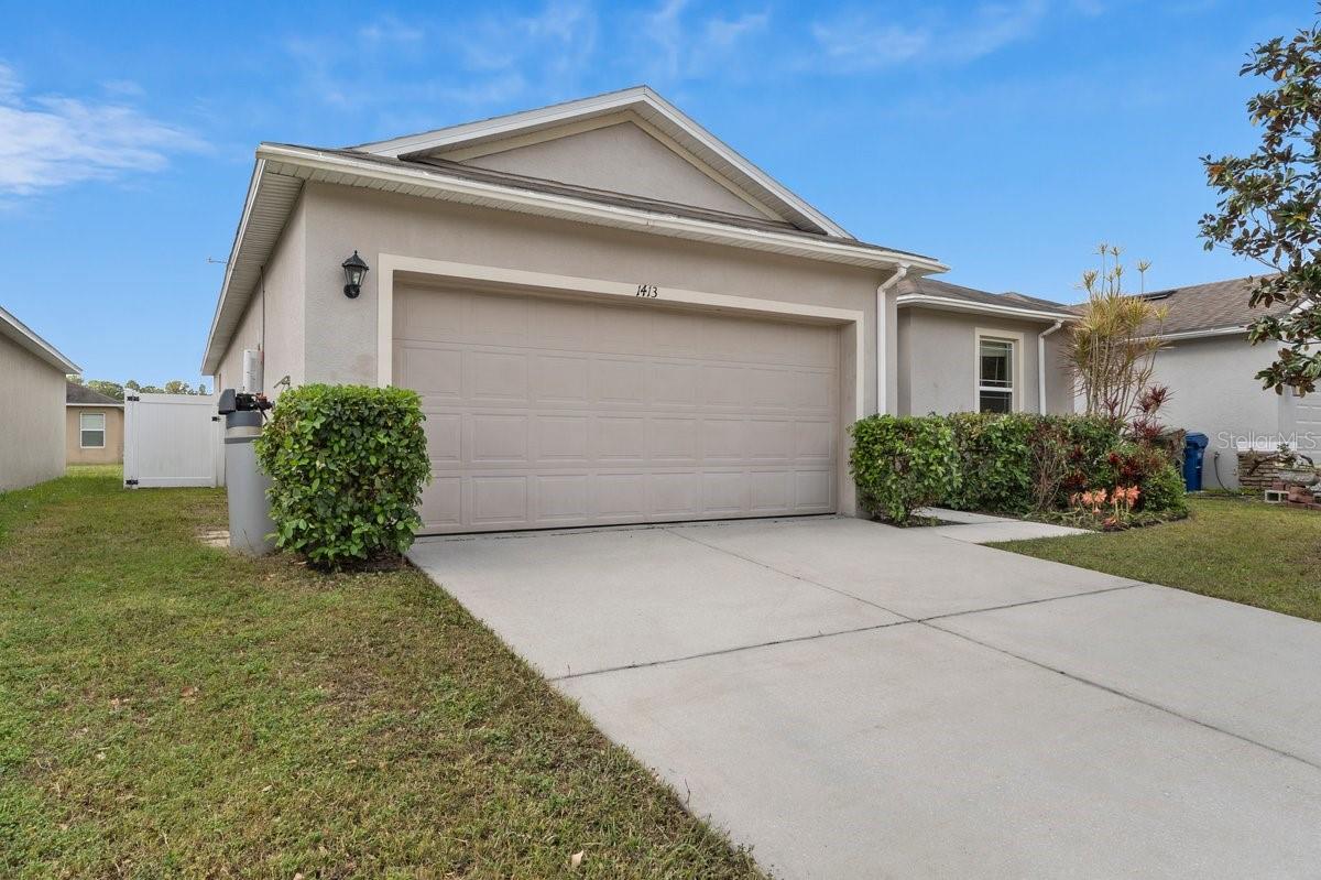 Details for 1413 Wallace Manor Pass, WINTER HAVEN, FL 33880