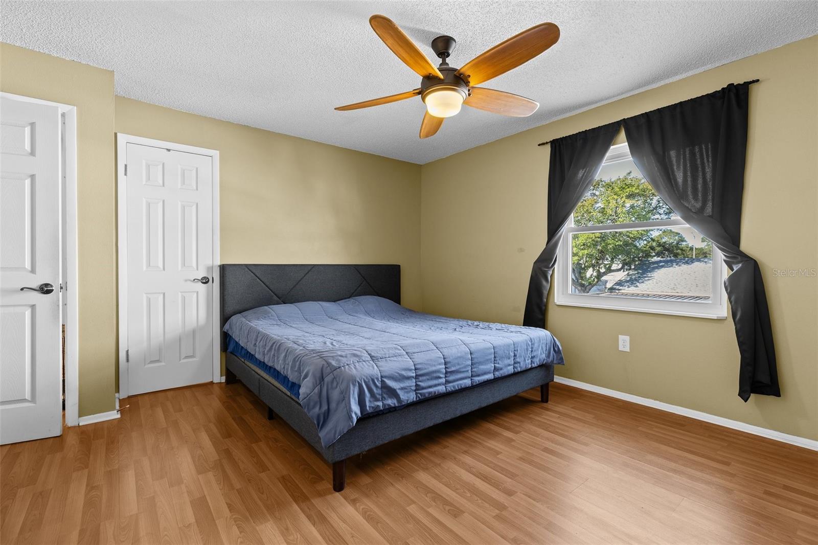 Listing photo id 13 for 11918 Dietz Drive 28