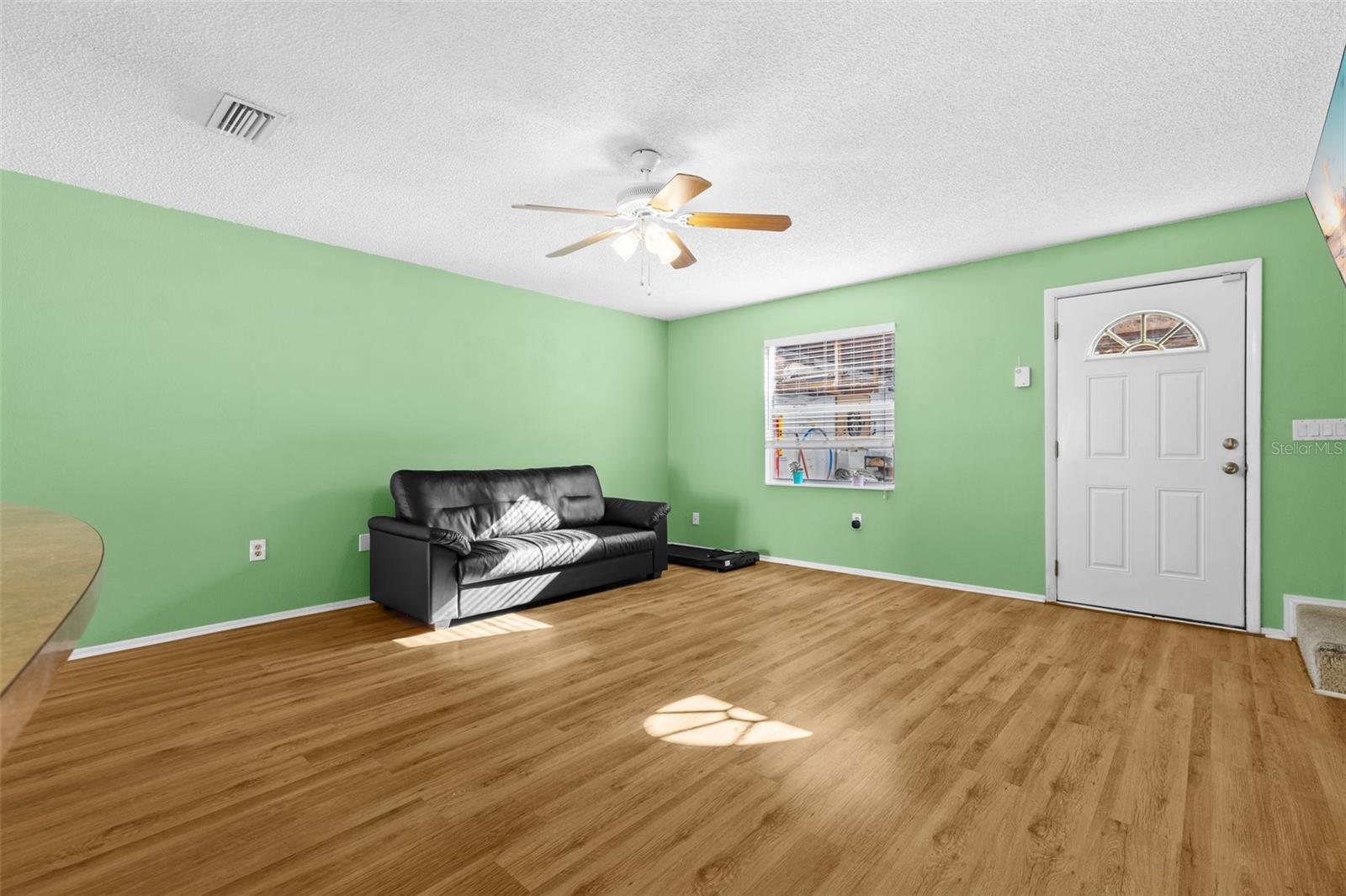Listing photo id 18 for 11918 Dietz Drive 28