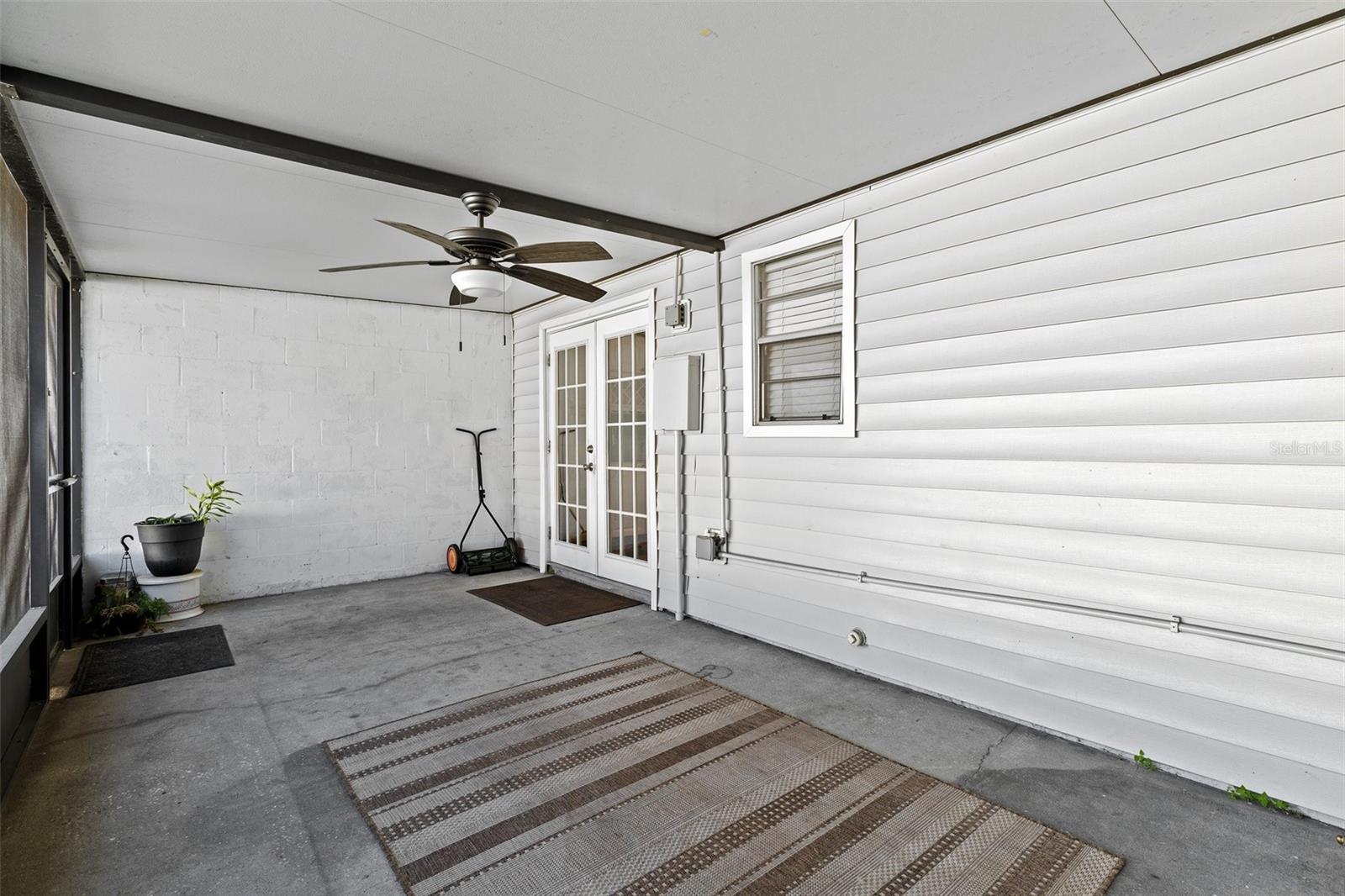 Listing photo id 30 for 11918 Dietz Drive 28