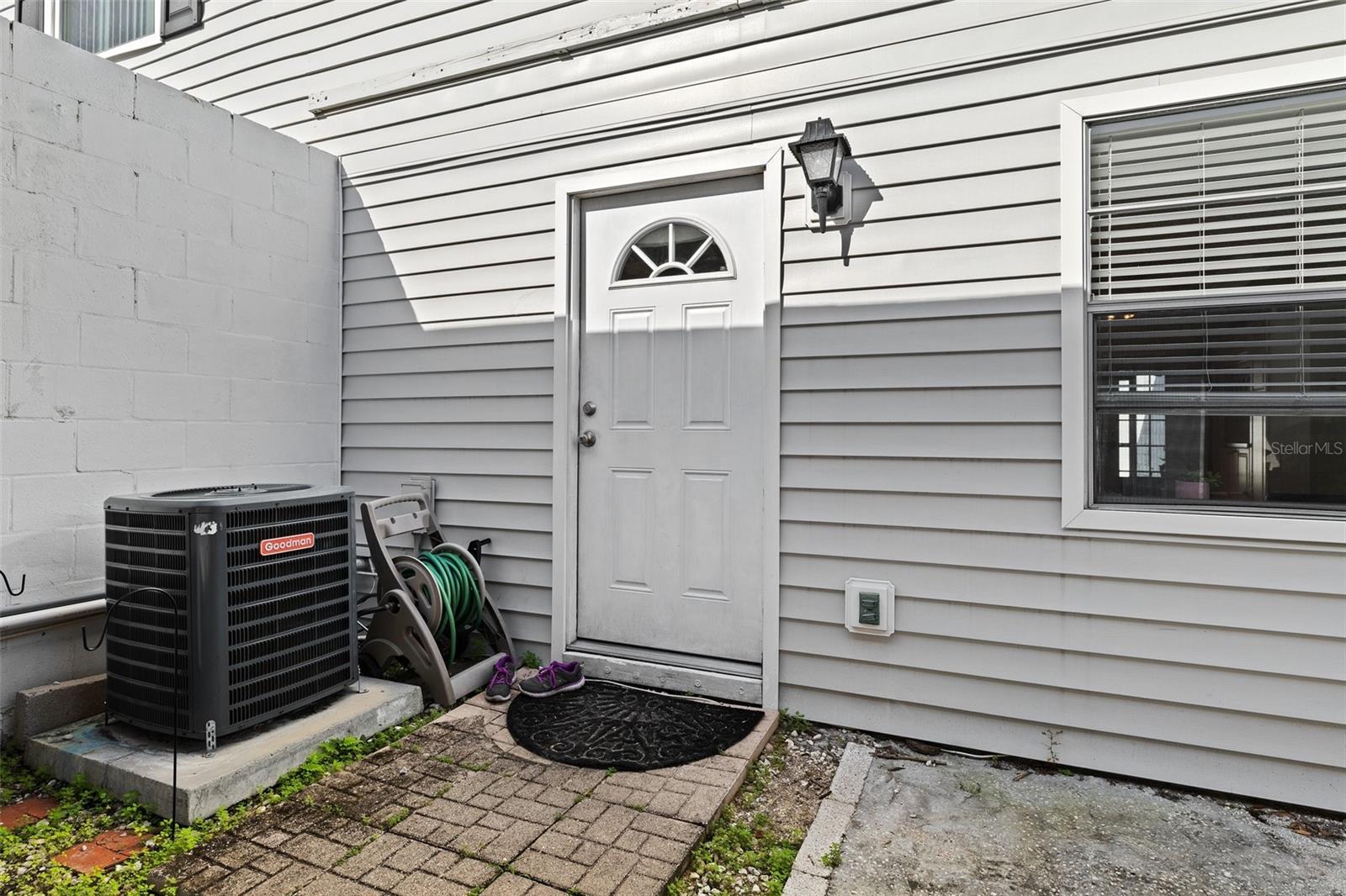 Listing photo id 38 for 11918 Dietz Drive 28