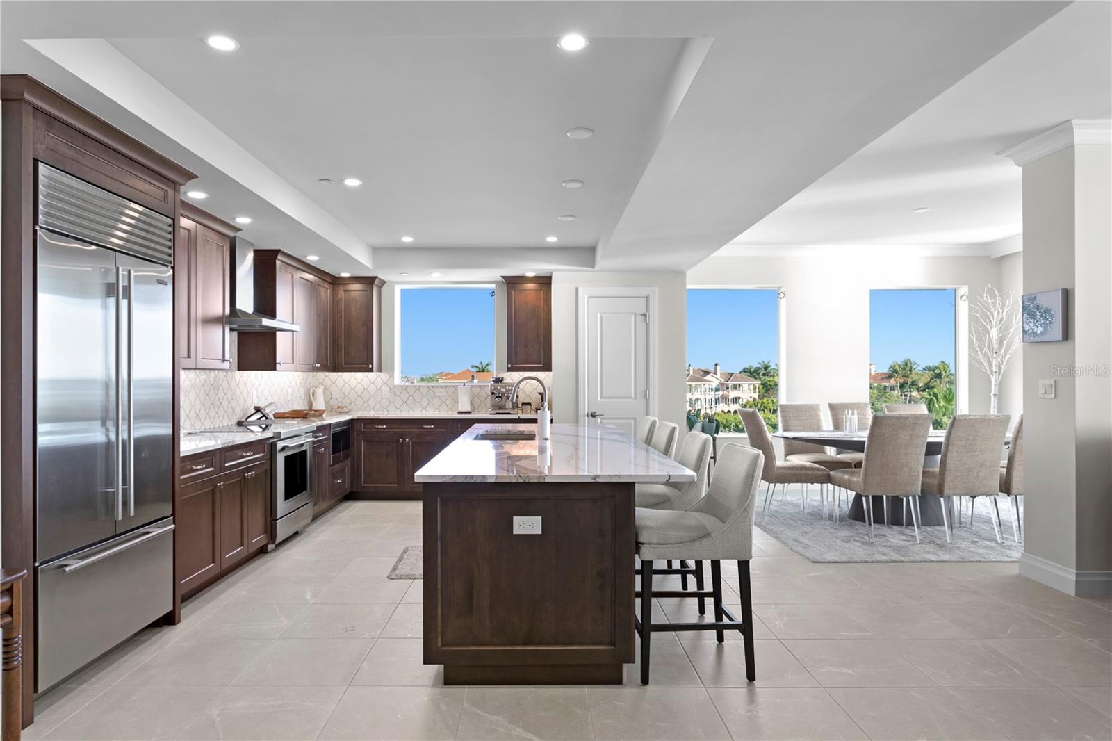 Image 14 of 64 For 755 Collany Road 401
