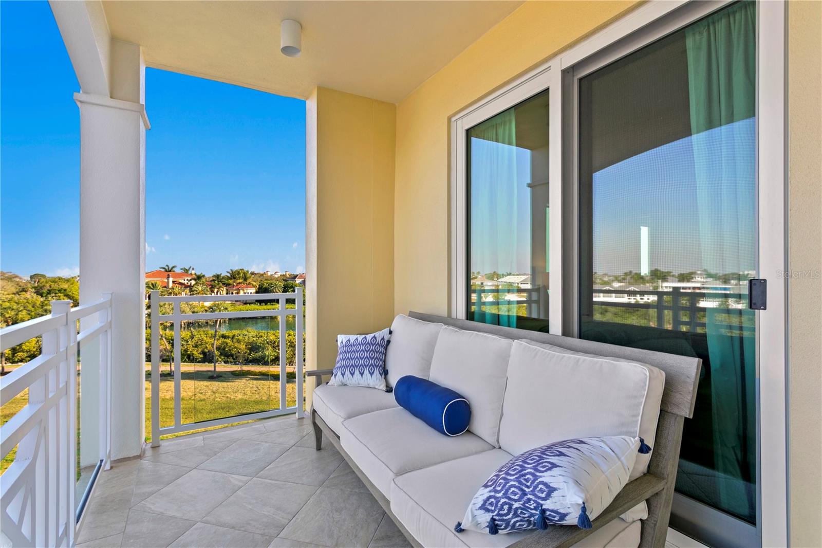 Image 33 of 64 For 755 Collany Road 401