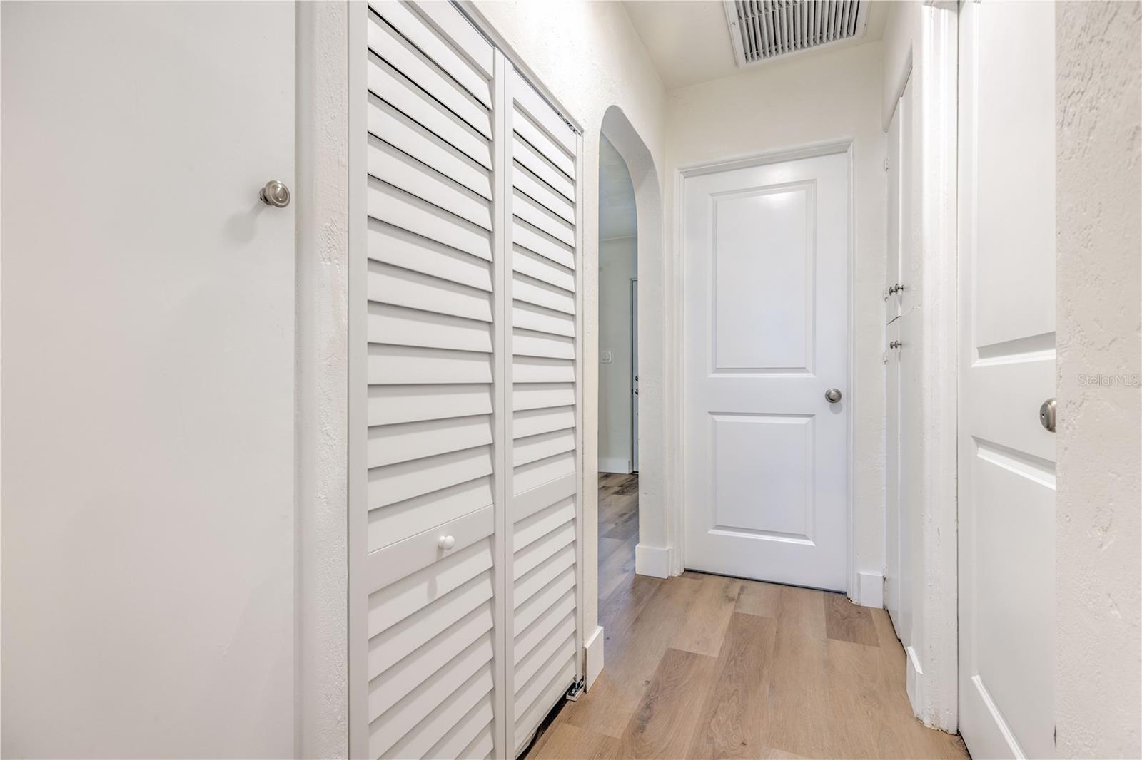 Image 17 of 56 For 2412 53rd Street S