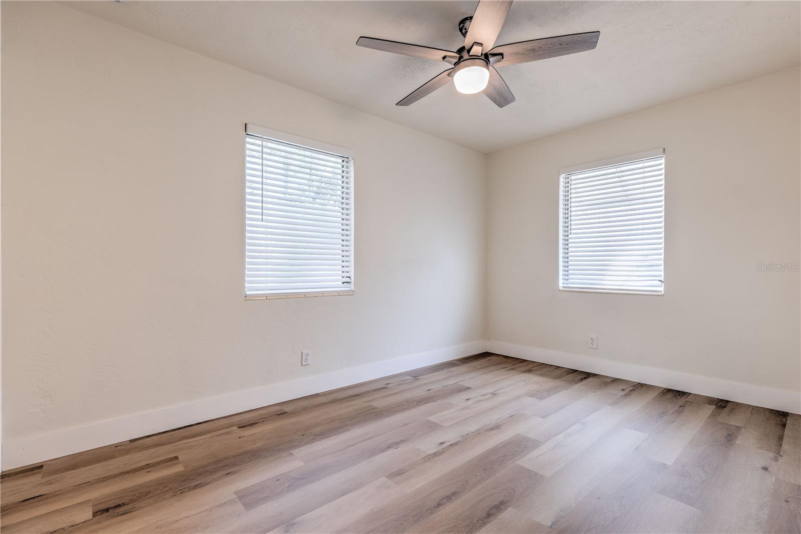 Image 18 of 56 For 2412 53rd Street S
