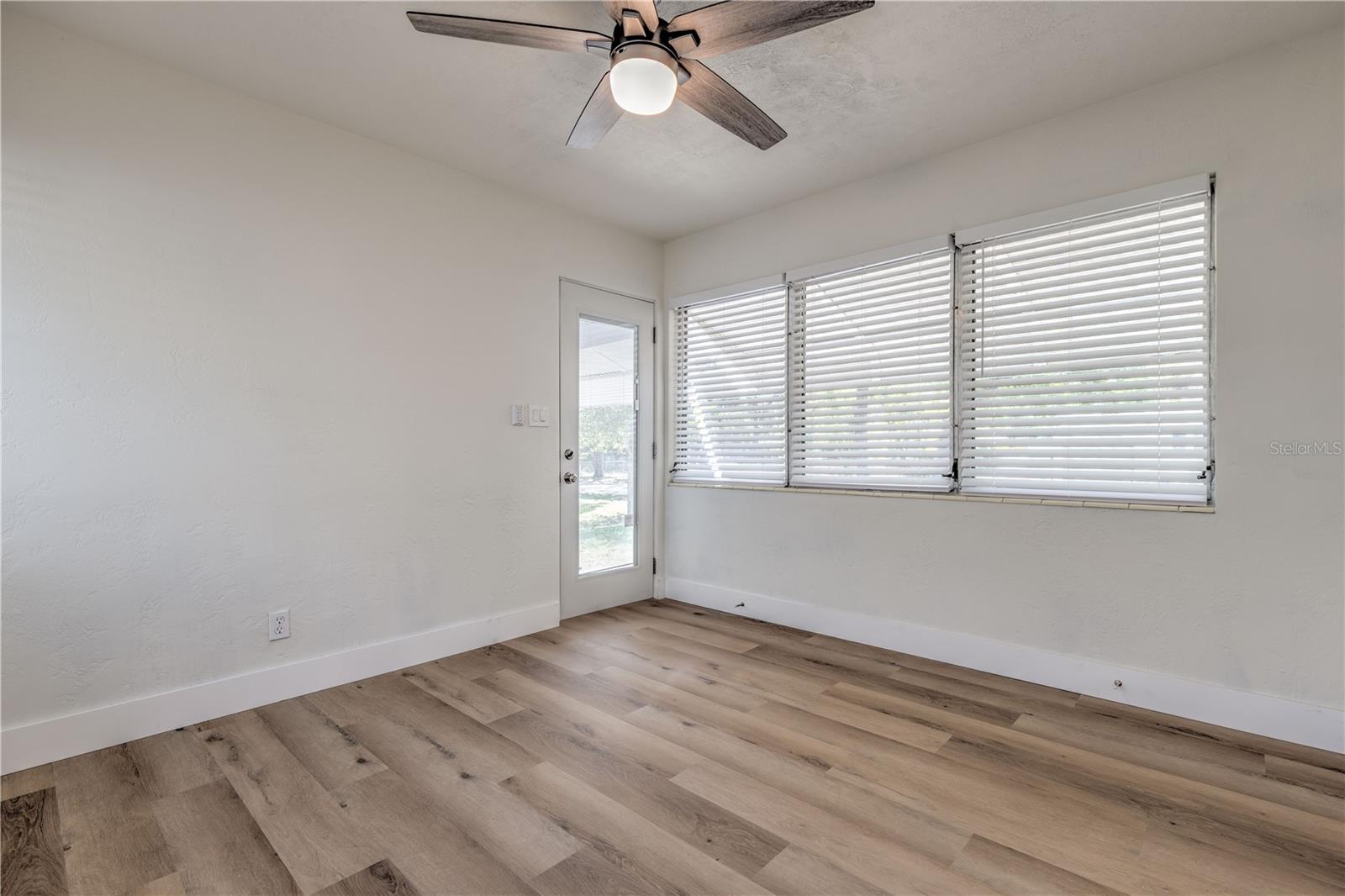 Image 27 of 56 For 2412 53rd Street S