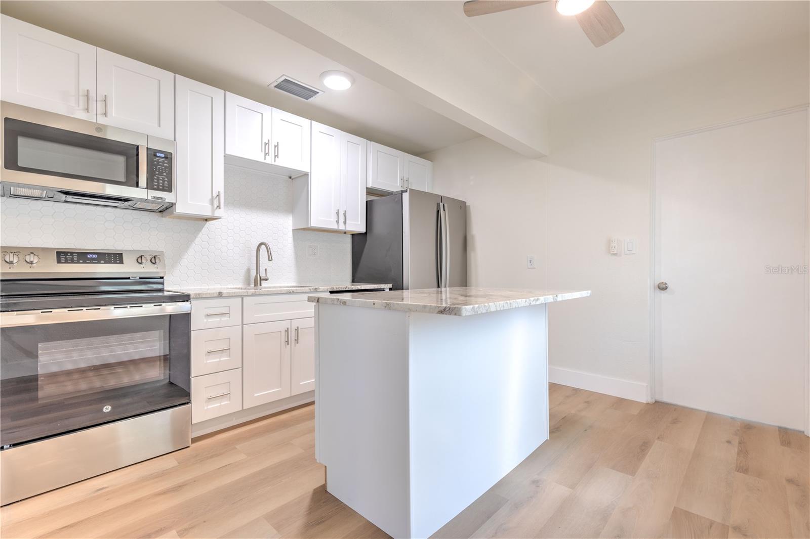Image 3 of 56 For 2412 53rd Street S
