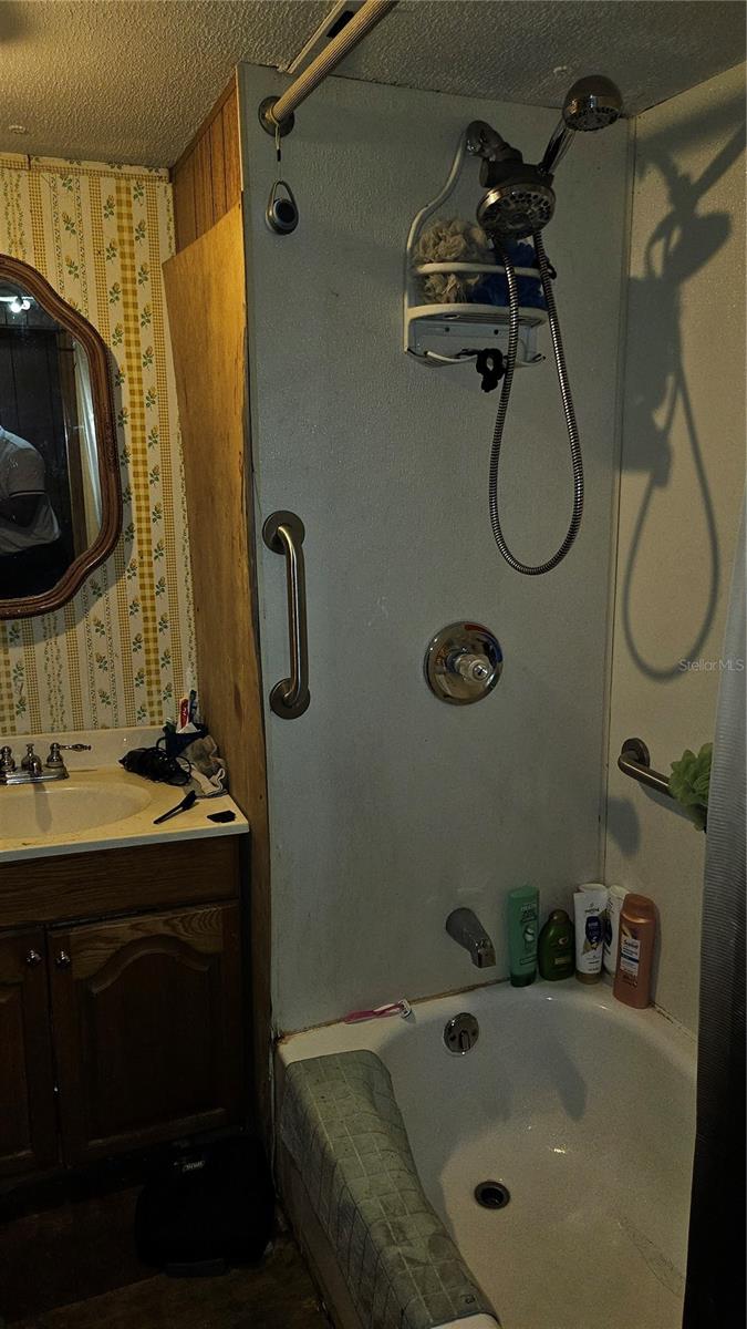Listing photo id 20 for 7537 Rooks Drive