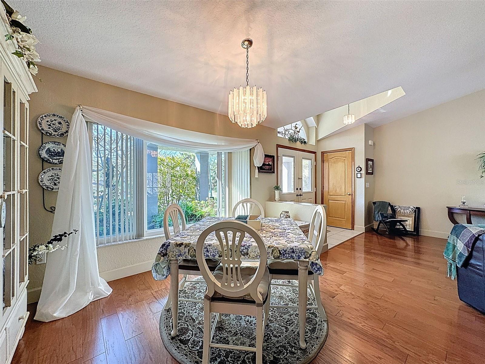 Image 11 of 62 For 8437 Indies Drive