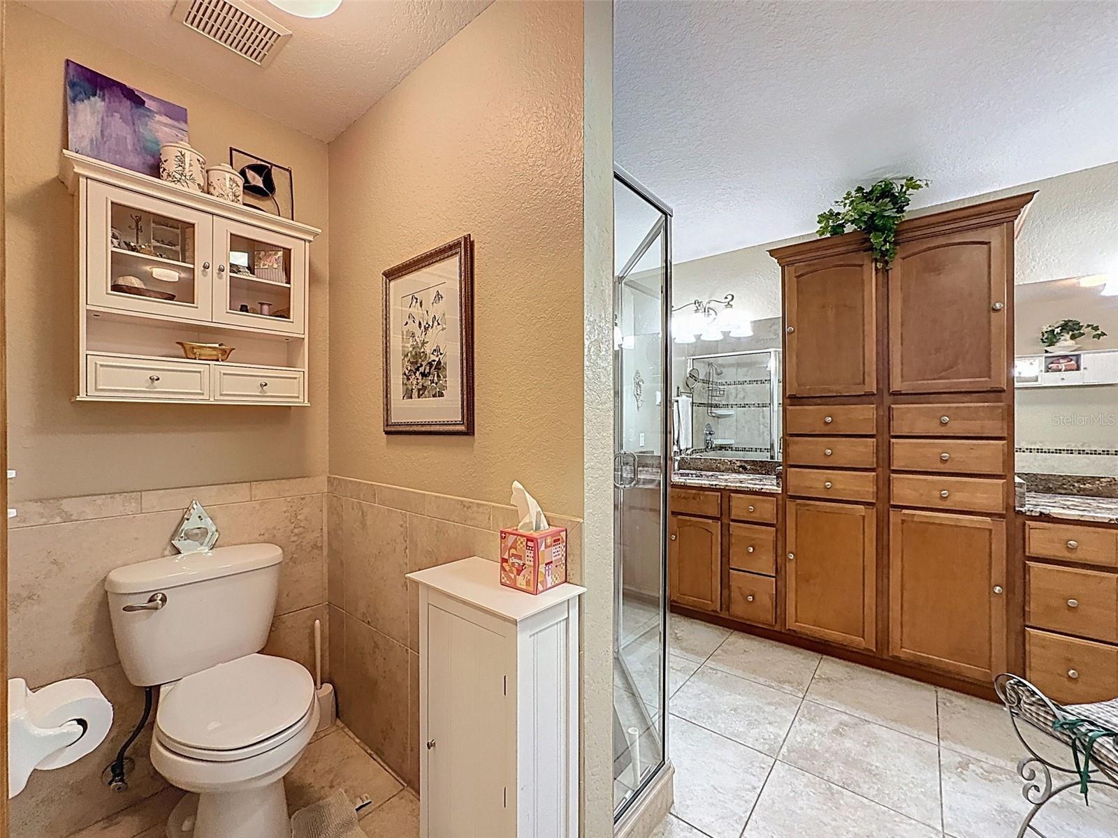 Image 29 of 62 For 8437 Indies Drive