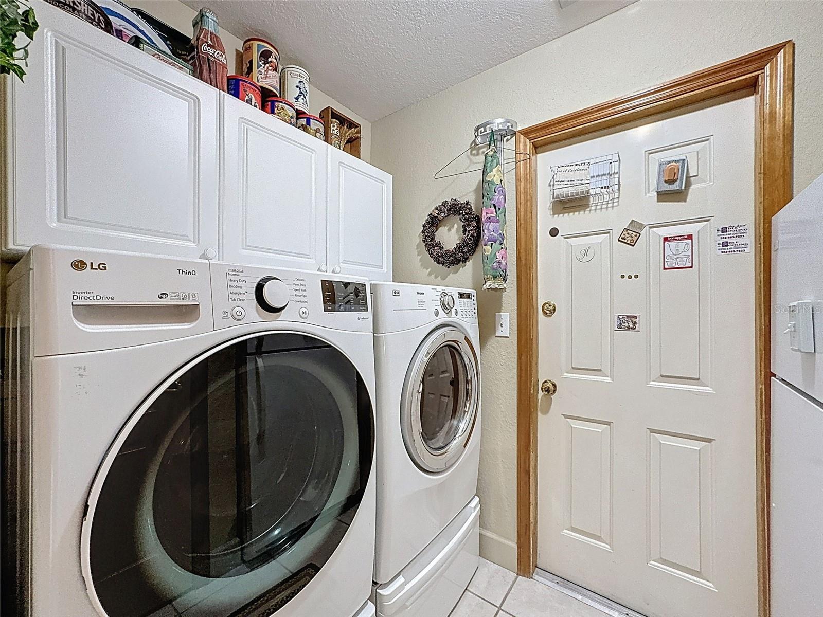 Image 32 of 62 For 8437 Indies Drive
