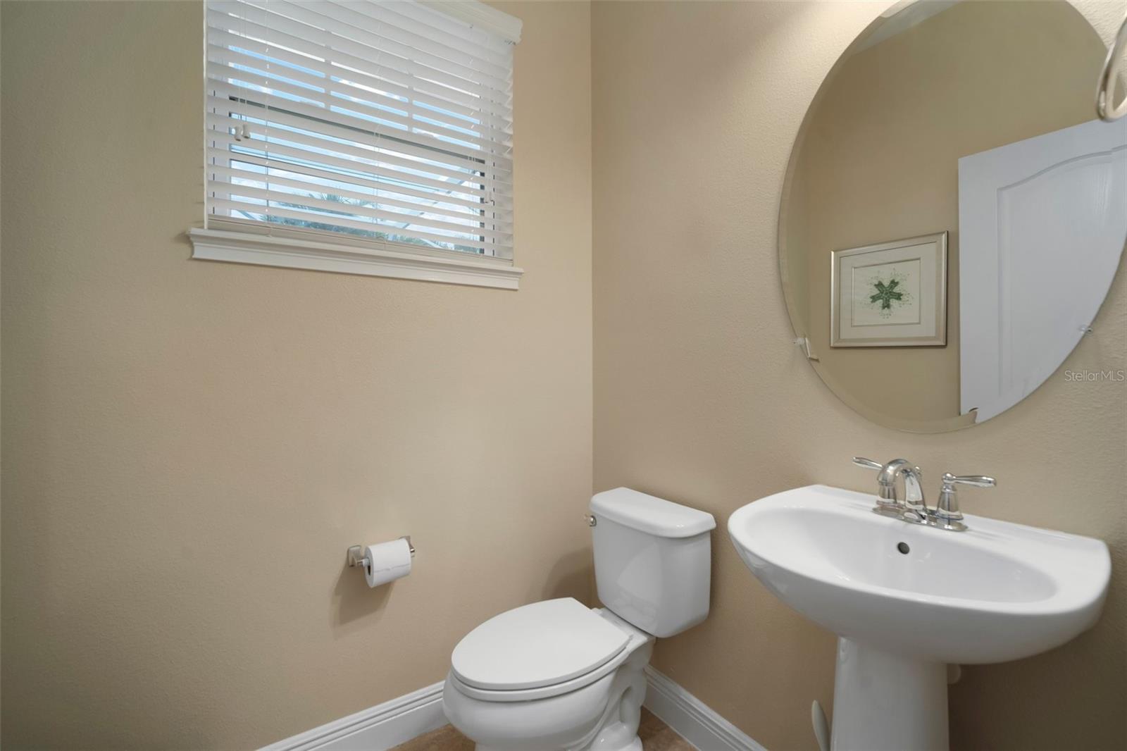Image 36 of 80 For 513 Manns Harbor Drive
