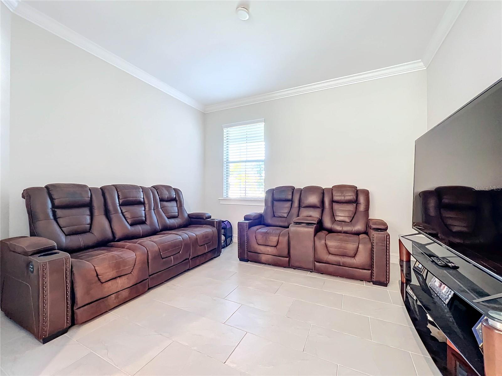 Image 18 of 49 For 120 Moscata Way