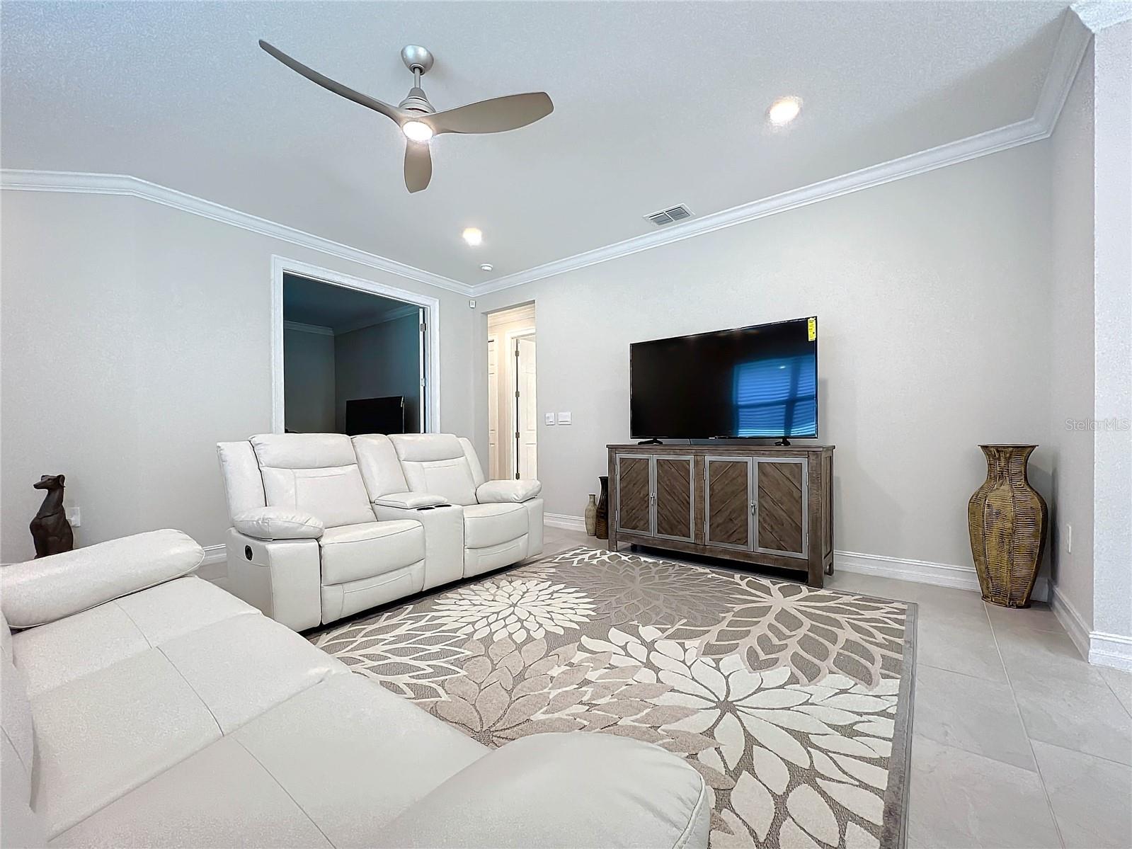 Image 9 of 49 For 120 Moscata Way