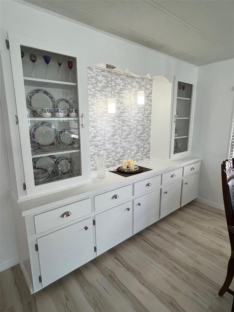 Listing photo id 16 for 778 Royal Palm Circle