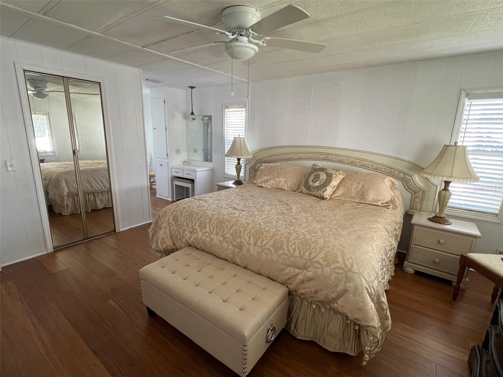 Listing photo id 23 for 778 Royal Palm Circle