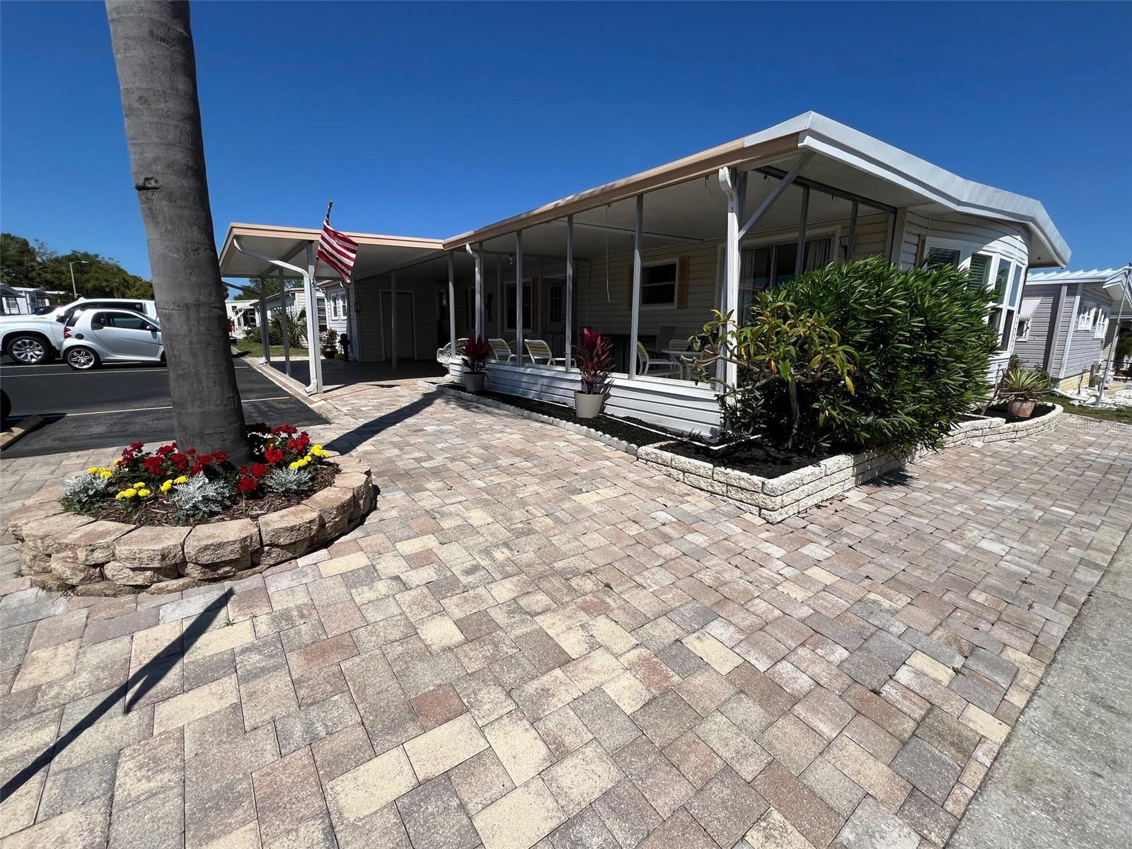 Listing photo id 1 for 778 Royal Palm Circle