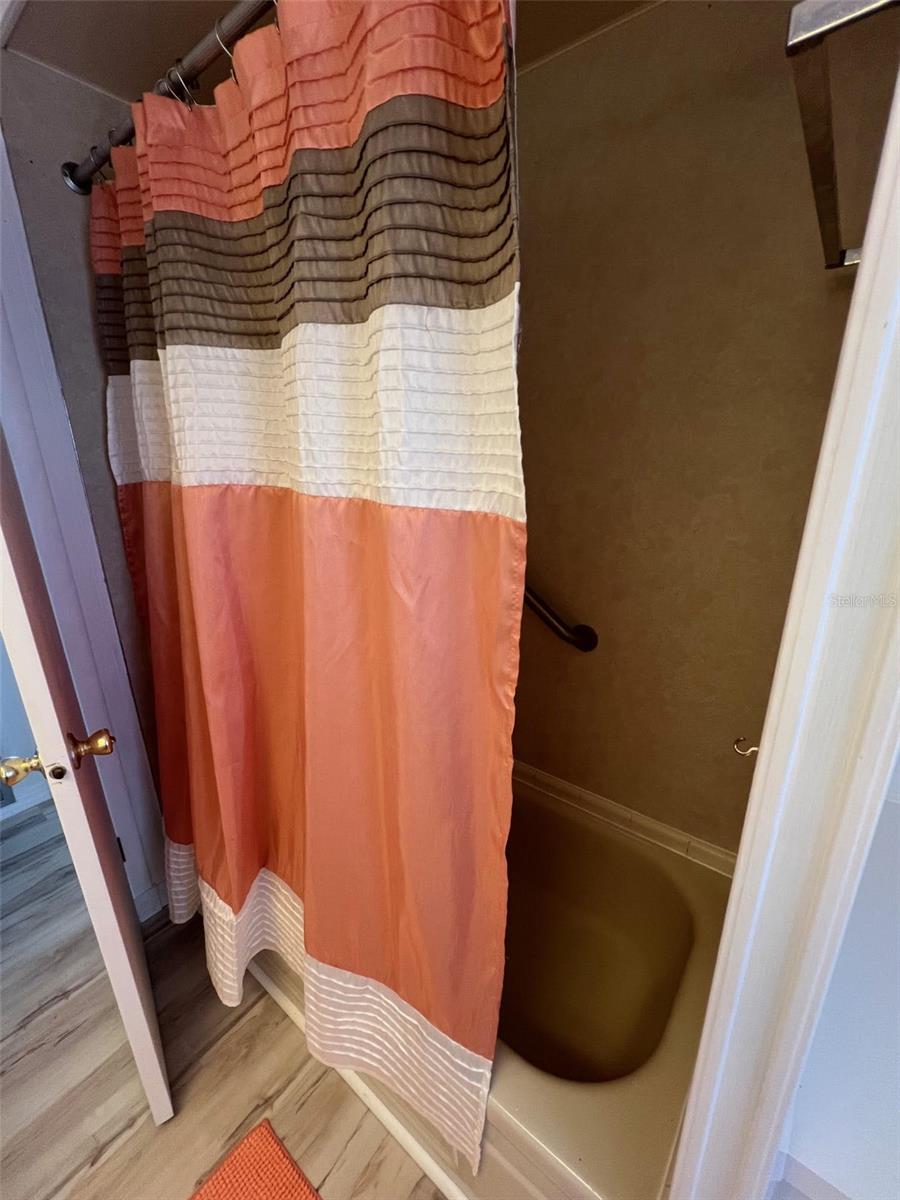 Listing photo id 35 for 778 Royal Palm Circle