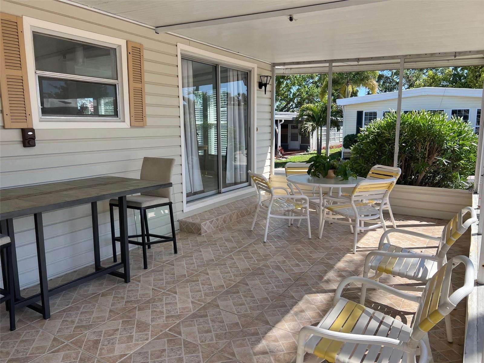 Listing photo id 4 for 778 Royal Palm Circle