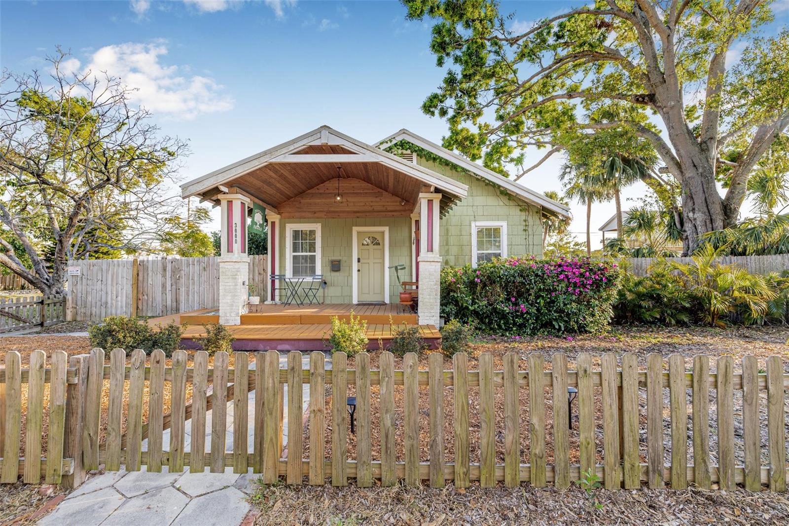 Details for 3000 2nd Avenue N, ST PETERSBURG, FL 33713