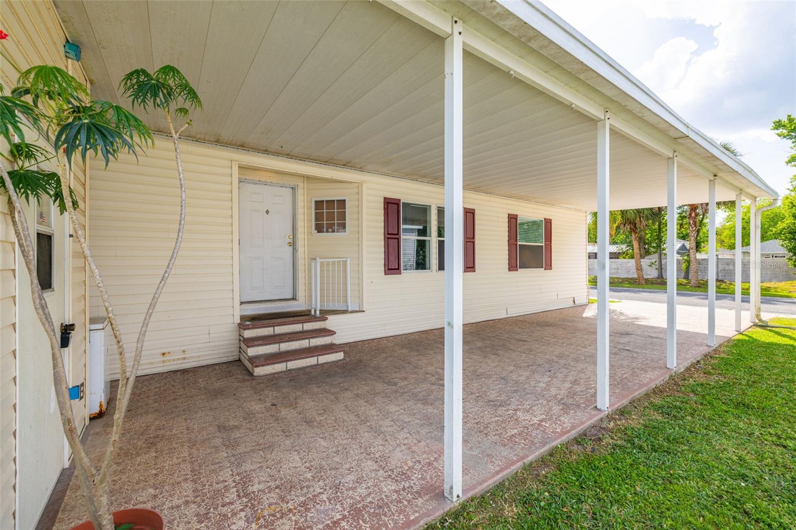 Image 5 of 22 For 8632 Fantasia Park Way