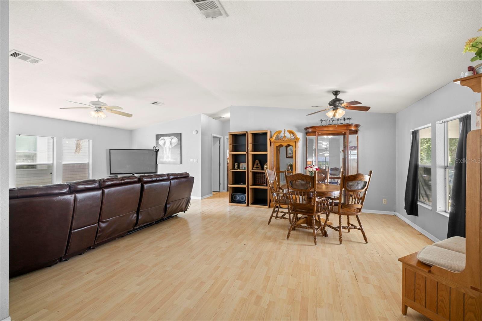 Image 7 of 22 For 8632 Fantasia Park Way